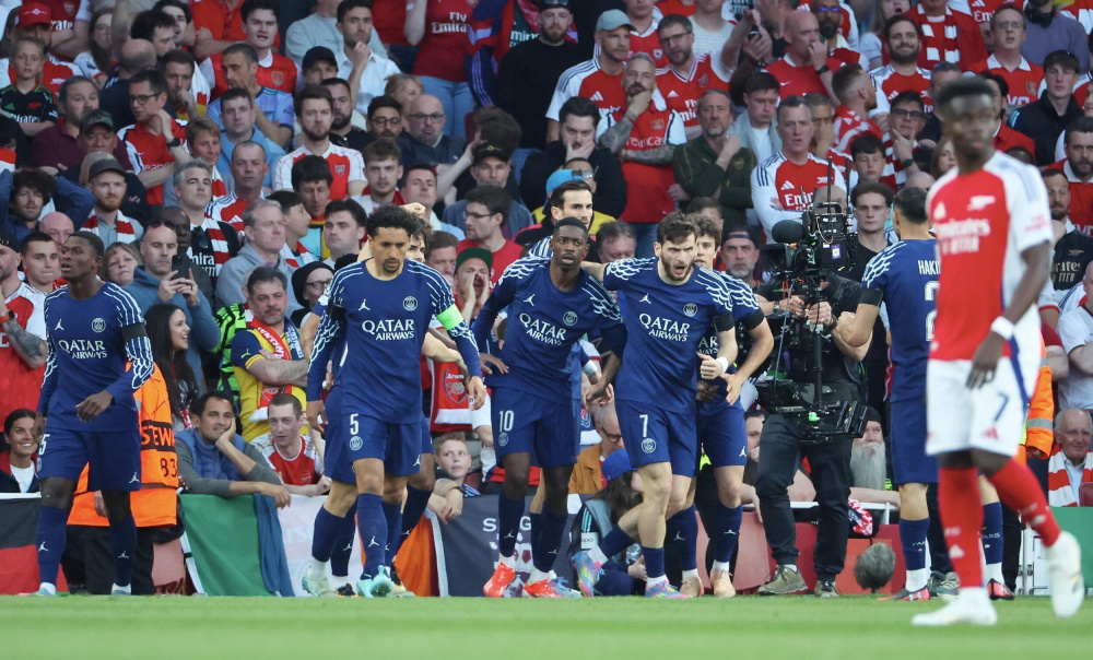 曼纳：不着急续约安古伊萨；丁丁手术成功；卢卡库几周内归队