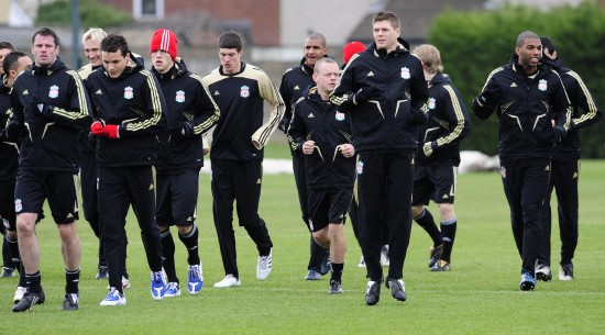 世体：巴萨已向市政府申请1C许可证，诺坎普有望容纳6.2万人（世体：巴萨已向市政府递交1C许可申请，诺坎普预计可容纳6.2万观众）