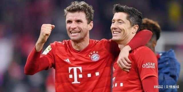 博洛尼亚官方：贝尔纳代斯基接受锁骨手术，将缺席6周时间（博洛尼亚官宣：贝尔纳代斯基完成锁骨手术，预计缺阵6周）