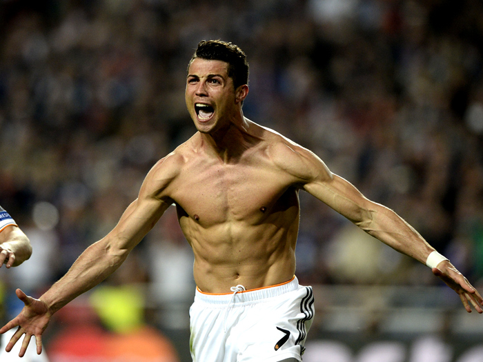 队报：罗马有意冬窗签恩博洛，已经与球员接触了解情况