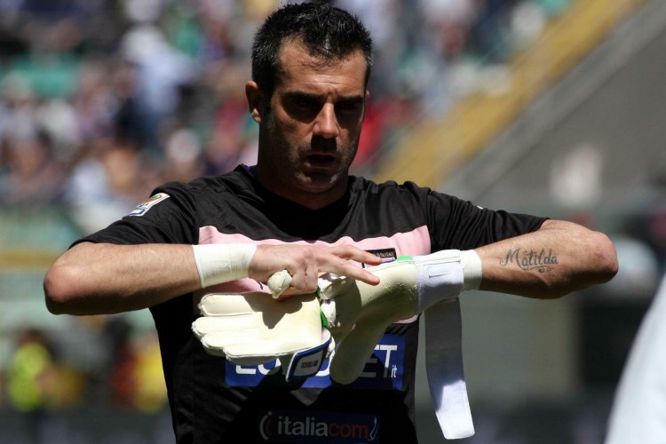 若出战多特，B席将成为第4位欧冠出场达到100次的葡萄牙球员（对阵多特若登场，B席将成欧冠百场第4位葡萄牙球员）