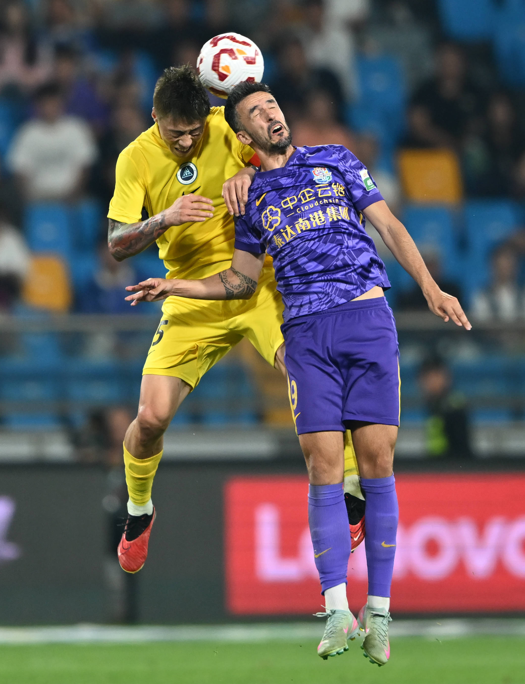 埃及队非洲杯赛后没有接受媒体采访，被非洲足联处罚5000欧元（埃及队因非洲杯赛后未接受媒体采访遭非洲足联罚款5000欧元）