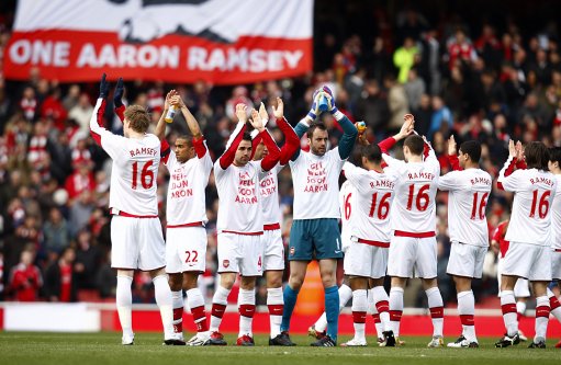 巴媒：奥斯卡近期饱受伤病困扰，他正考虑与圣保罗解约并退役