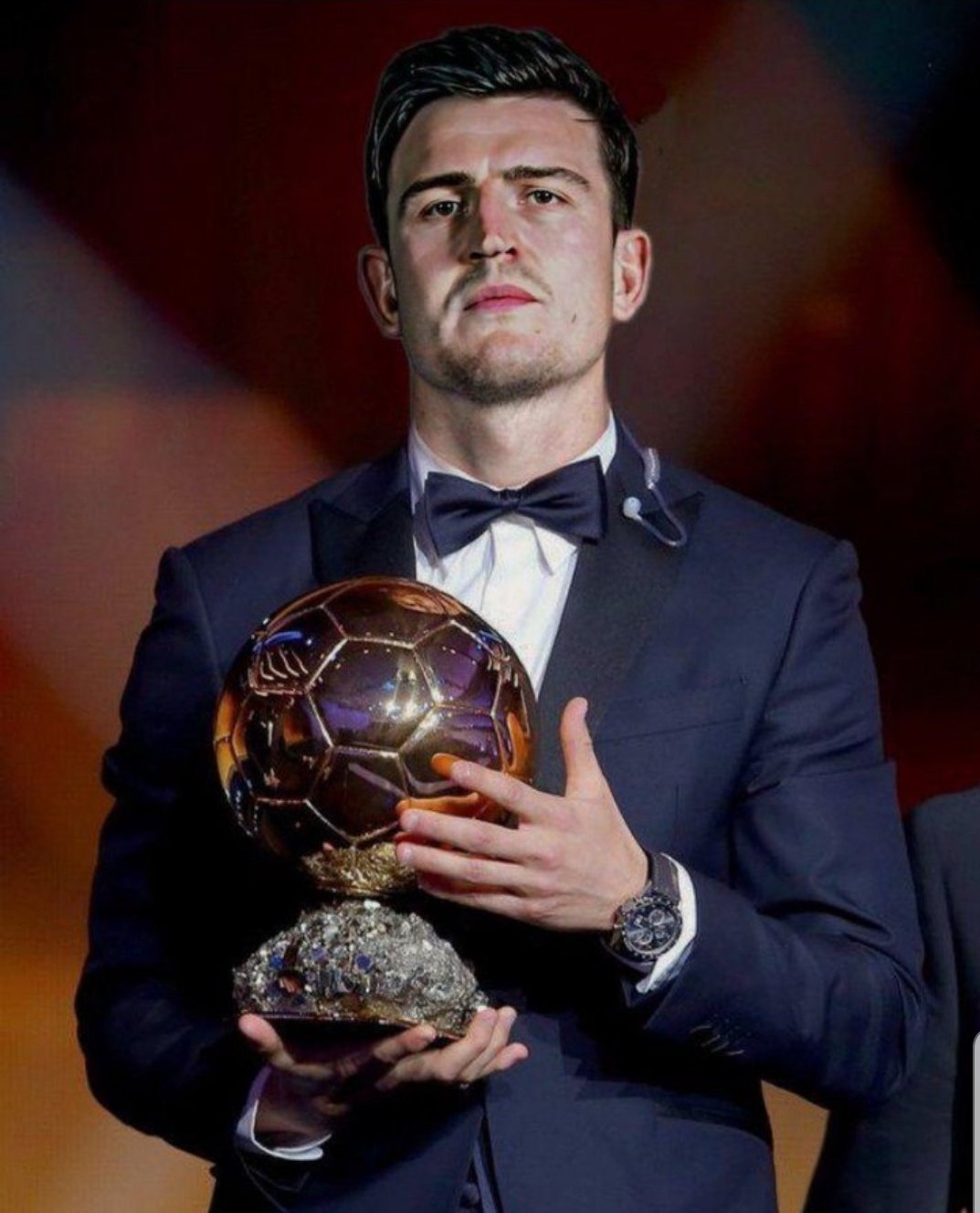 瑞天空：热刺、利物浦与扬-迪奥曼德的团队展开深度接触